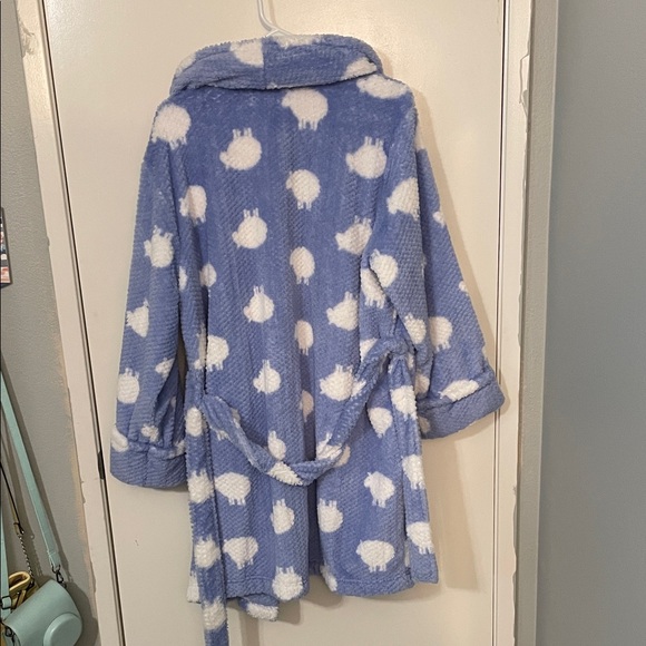 Sonoma Blue and White Plush Robe - Picture 3 of 3